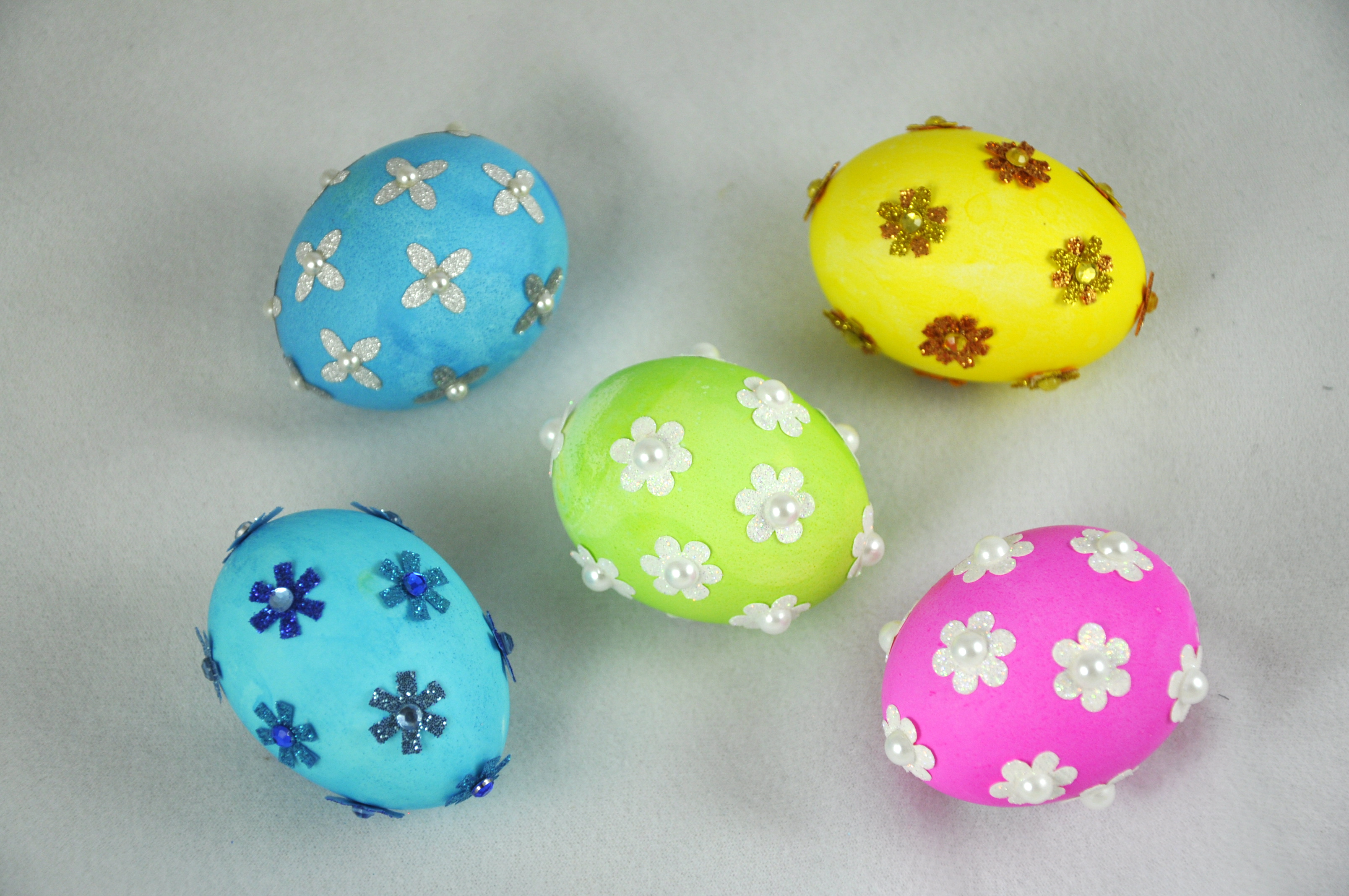 Bright and Easy Easter Egg Designs!